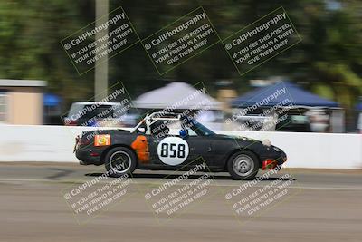 media/Oct-01-2022-24 Hours of Lemons (Sat) [[0fb1f7cfb1]]/130pm (Speed Shots)/